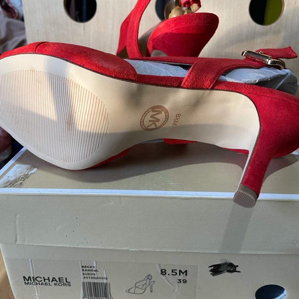 Michael Kors sandal - Picture 9 of 12